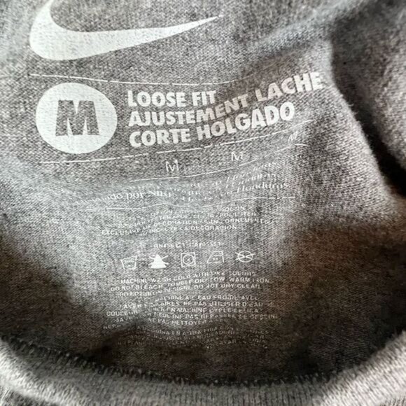 NIKE ADULT LONG SLEEVE T SHIRT GRAY SIZE M MENS “BENTLEY”  🥋 ON FRONT - Picture 3 of 9